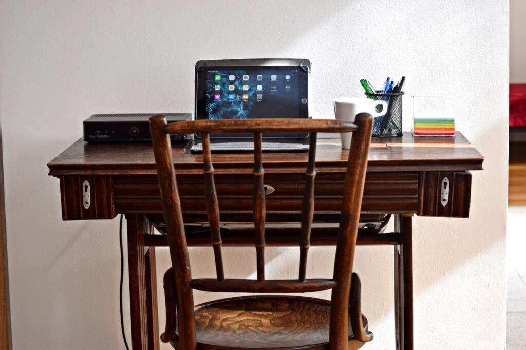 Central Budapest Apartment In Historical Building With Free Private Parking Екстер'єр фото