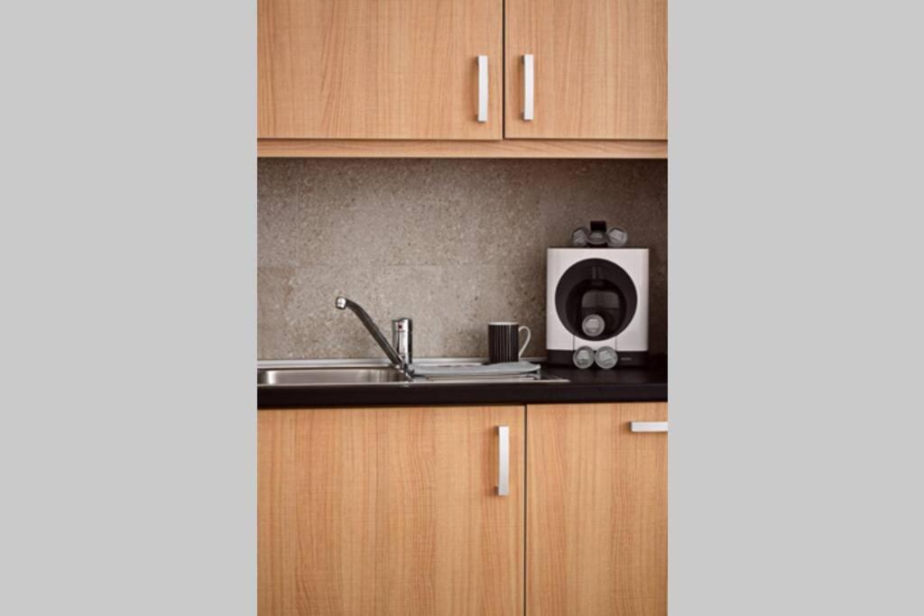 Central Budapest Apartment In Historical Building With Free Private Parking Екстер'єр фото